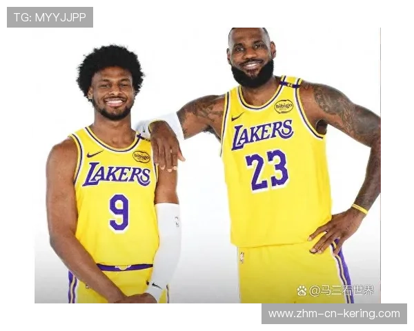 湖人球迷在洛杉矶举行万人游行庆祝晋级总决赛,湖人主场在洛杉矶哪里 湖人球迷在洛杉矶举行万人游行庆祝晋级总决赛,湖人主场在洛杉矶哪里